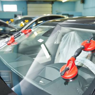 WINDSHIELD REPLACEMENT